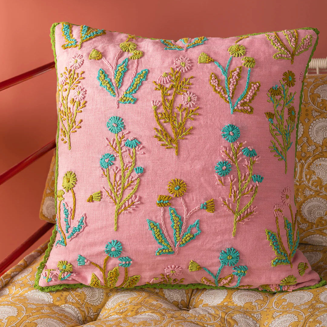 Rosa botanisk brodert putetrekk